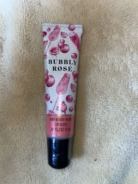 NWT bath & body works bubbly rose lip gloss